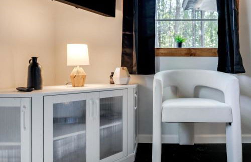 Retro Meets Modern Two Houses Sleeps 16 - Foto 18