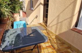 Appartement au premier étage dans maison de charme avec grand jardin au RDC - Foto 3