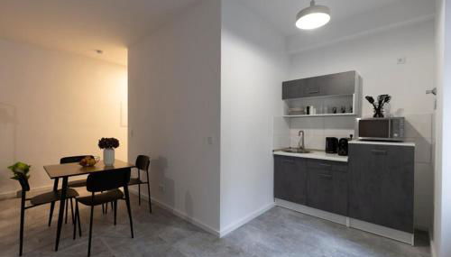 Central & Quiet I Bright Apartment in Steglitz - Foto 3