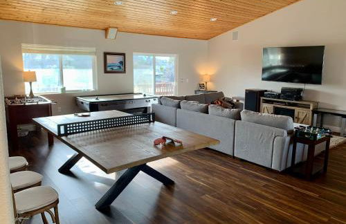 Stunning 3,400 sq ft Lake House w Boat Dock, Sauna, Steam Shower, and More - Foto 49