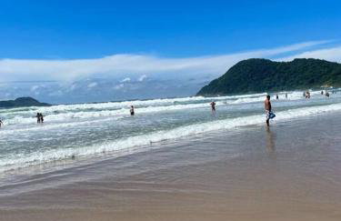 Praia do Tombo Guarujá - Foto 28