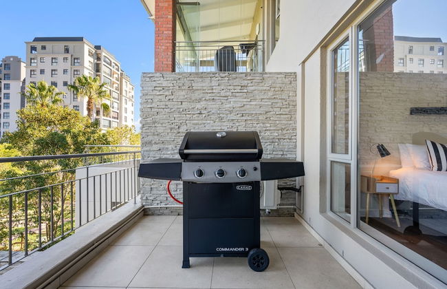 Mayfair Luxury 212 - Photo 6