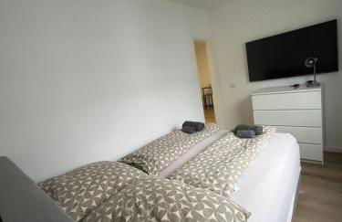 Zentrales und renoviertes Apartment nähe Medienhafen mit Balkon - Foto 8