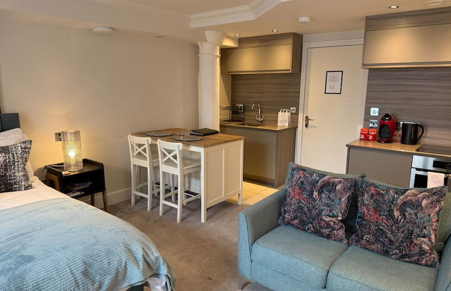 Chocolets - The Kitkat Suite - Photo 45