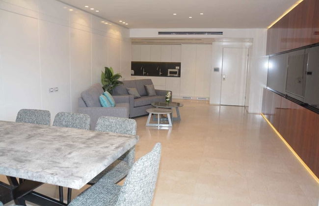 Renovated White 3BD next to Beach - Pool - Foto 11