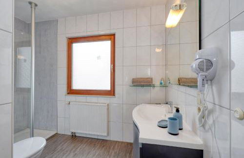 Seepark Kirchheim Ferienhaus bei Vera mit Sauna - Foto 25