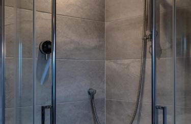 Stunning rural stay with idyllic views & great location - Photo 12