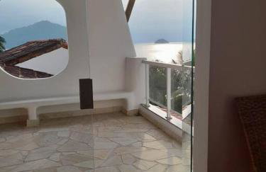 Casa Grega em Angra dos Reis com Piscina e Vista Espetacular - Foto 8