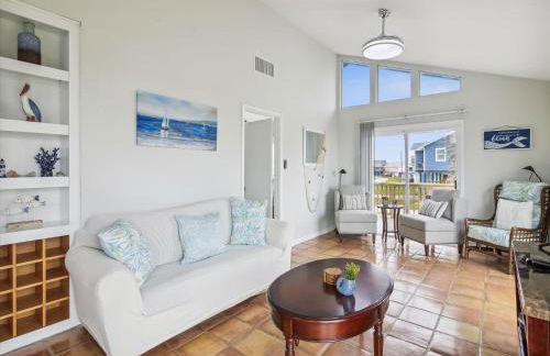 Beachside Pearl by Ryson Vacation Rentals - Photo 13