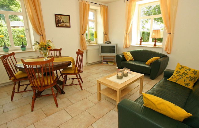 Lovely Farmhouse in Wijlre With Forest Nearby - Photo 16