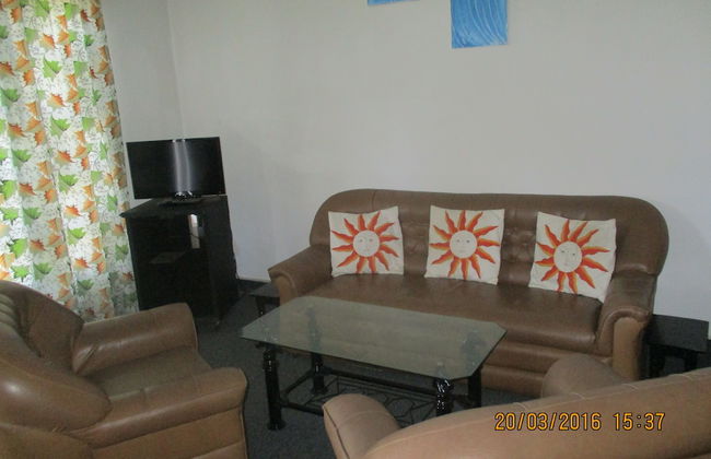 Lake Crown Holiday Home - Photo 1