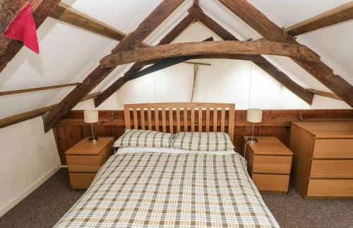 Rafters Cottage - Photo 11