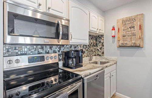 Oceanfront Condo, Heated Pool, Fitness Center - Photo 9