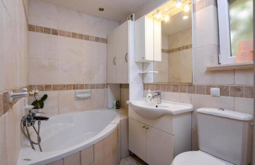 Ancora Mokalo Apartments - Photo 16