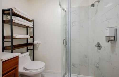 Cozy 5-Bedroom House, Perfect for Family and Work Groups - Foto 67