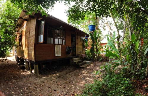 Chalé aconchegante a 50m da Praia - Ubatumirim - Foto 32