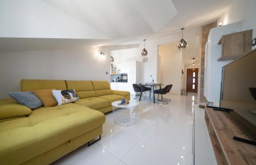 The Rooftop - Photo 62