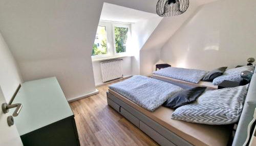 Bis 4 Pers. 0,3 km zur City von Wuppertal – neuwertige Wohnung - Foto 2