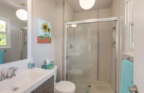 The Modern Ridge House with Yard in Wheat Ridge - Foto 21