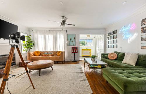 Los Angeles charming big house, king bed, parking, EV - Photo 60