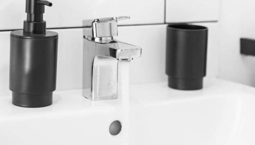 Four Bed House - Garden - Parking - Speed Wi-Fi 75CMR - Foto 5