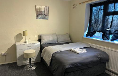 Contractor & Family Friendly House Romford - Foto 3