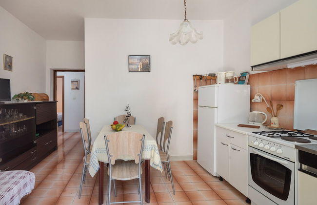 A1 - apt Near Beach With Patio, Parking and Grill - Foto 8