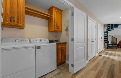 Sunset Retreat by Simple Life Rentals - Foto 17