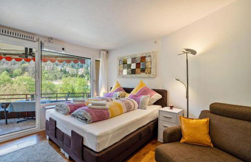 Zentrale Ferienwohnung mit Balkon - Foto 1