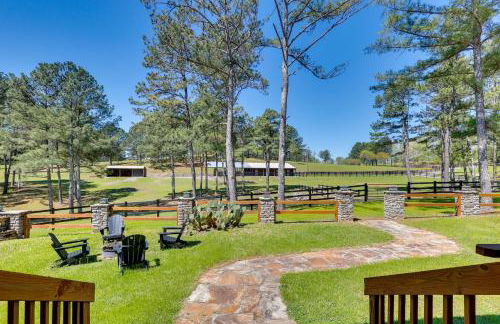 Spacious Alabama Retreat - Deck, Grill and Fire Pit! - Foto 31