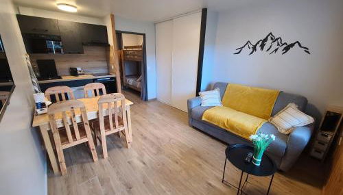 Studio cosy de 23 m2 à la montagne - Foto 5, wardrobe