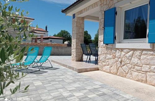 Stone House with Garden - Foto 3