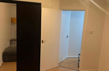 Maya-Ama Cosy 2 Bedroom Flat Near Lakeside Shopping Centre And Grays - Foto 13