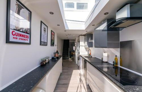 The Hollywood Beautiful 3 Bedroom House - Foto 4