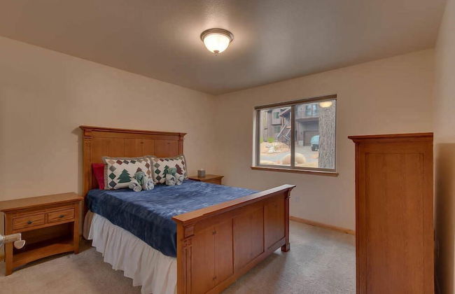 Angora Mountain Lodge - Pool Table, Ping Pong, Shuffle Board - Photo 3