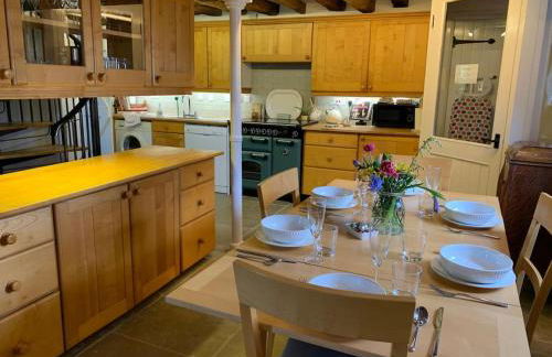 Unique 17c listed Barn in a Shropshire hamlet. - Foto 11