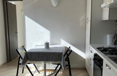 Appartamento in pieno centro a tre minuti dalla spiaggia - Foto 2