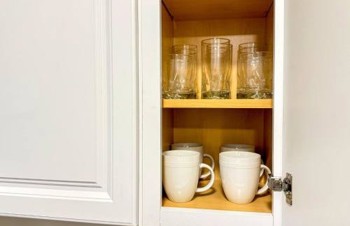 New Remodel | Mins to DHMC & Hanover | Explore NH - Foto 5