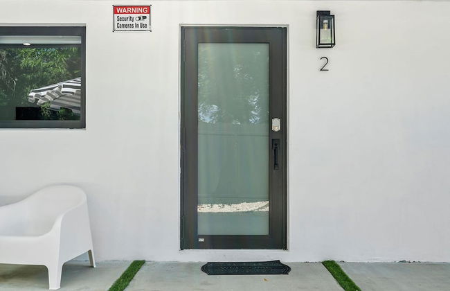 Fresh Modern With Pool Oasis - Foto 10