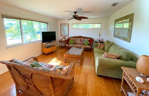 Remote Island Retreat with Private Ferry, Pool, Beach - Foto 36