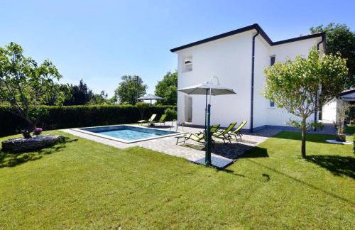 Modern holiday home with shared pool - Foto 40