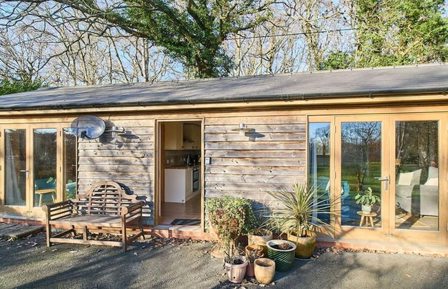 Host Stay Orchard Barn - Photo 20