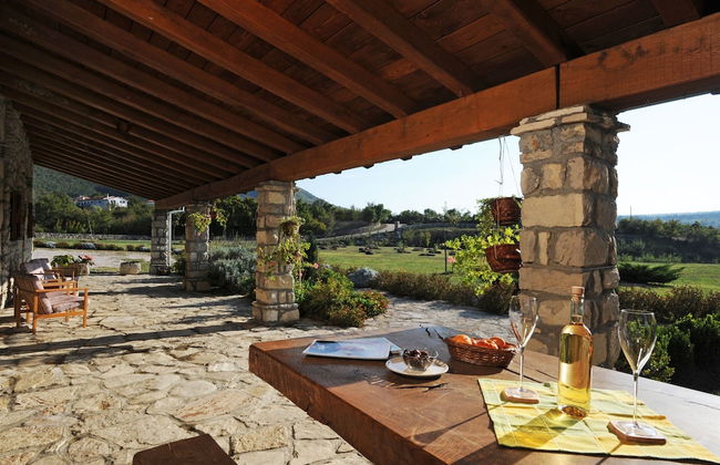 Picturesque Mansion in Kozljak - Foto 9