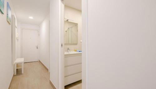 Morning Coffee by the Sea 1 BR Between Capellans and Llevant Beaches - Foto 3