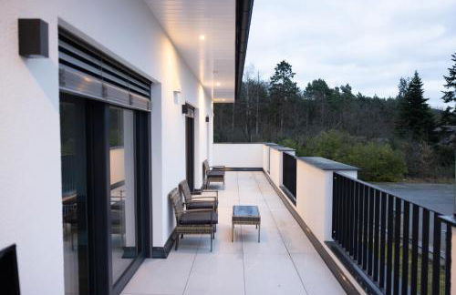 Penthouse mit großer Terrasse Parkplatz und WLAN in exklusiver Lage am Hellweg - Foto 24