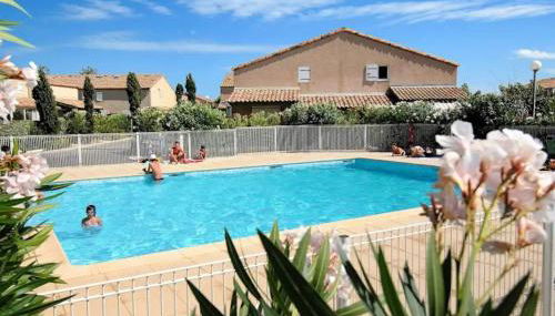 Les Soleillades- Villa, résidence avec piscine et stationnement à proximité de la mer - Foto 5