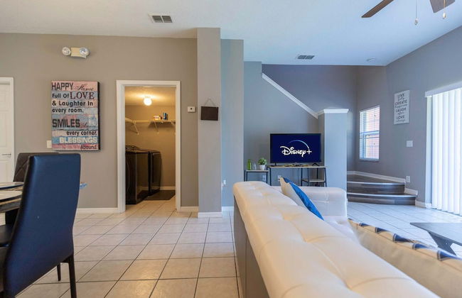 3BR Townhome Steps From Theme Parks Sleeps 6 - Foto 10