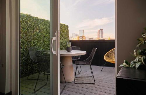 Oasis Steps From Broadway Large Patio City Views - Foto 11