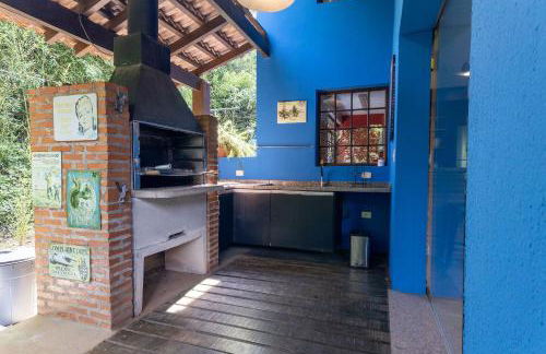Casa espaçosa com piscina ampla e churrasqueira perto de São Paulo - Foto 4