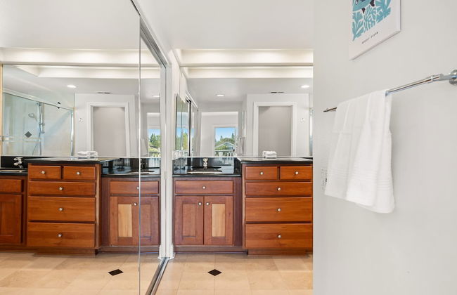 Waterfront Retreat With Stunning Views Modern Co - Foto 71